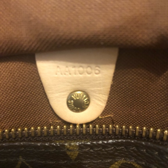 Authentic LV speedy 30 - Picture 7 of 11